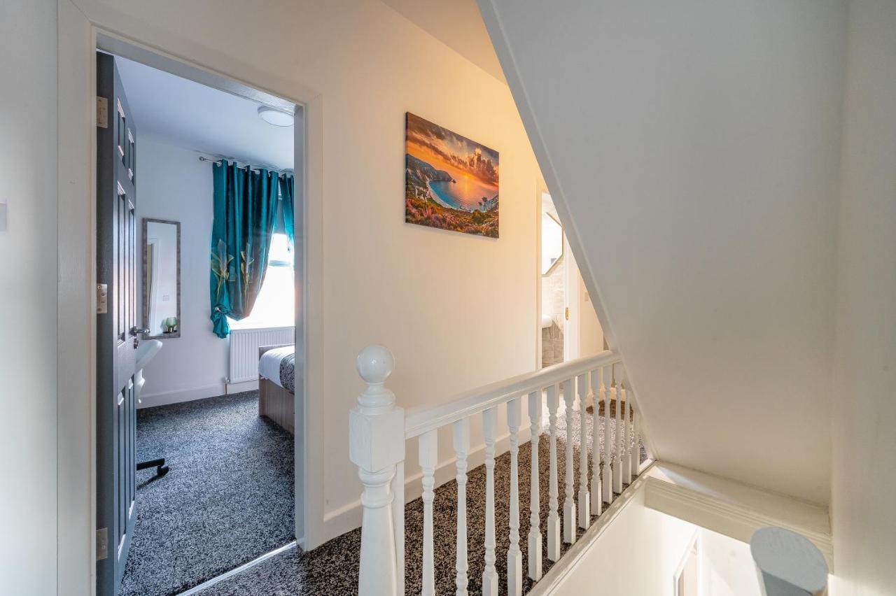 *Rb12S* For Your Most Relaxed & Cosy Stay + Free Parking + Free Fast Wifi * Leeds  Exterior foto